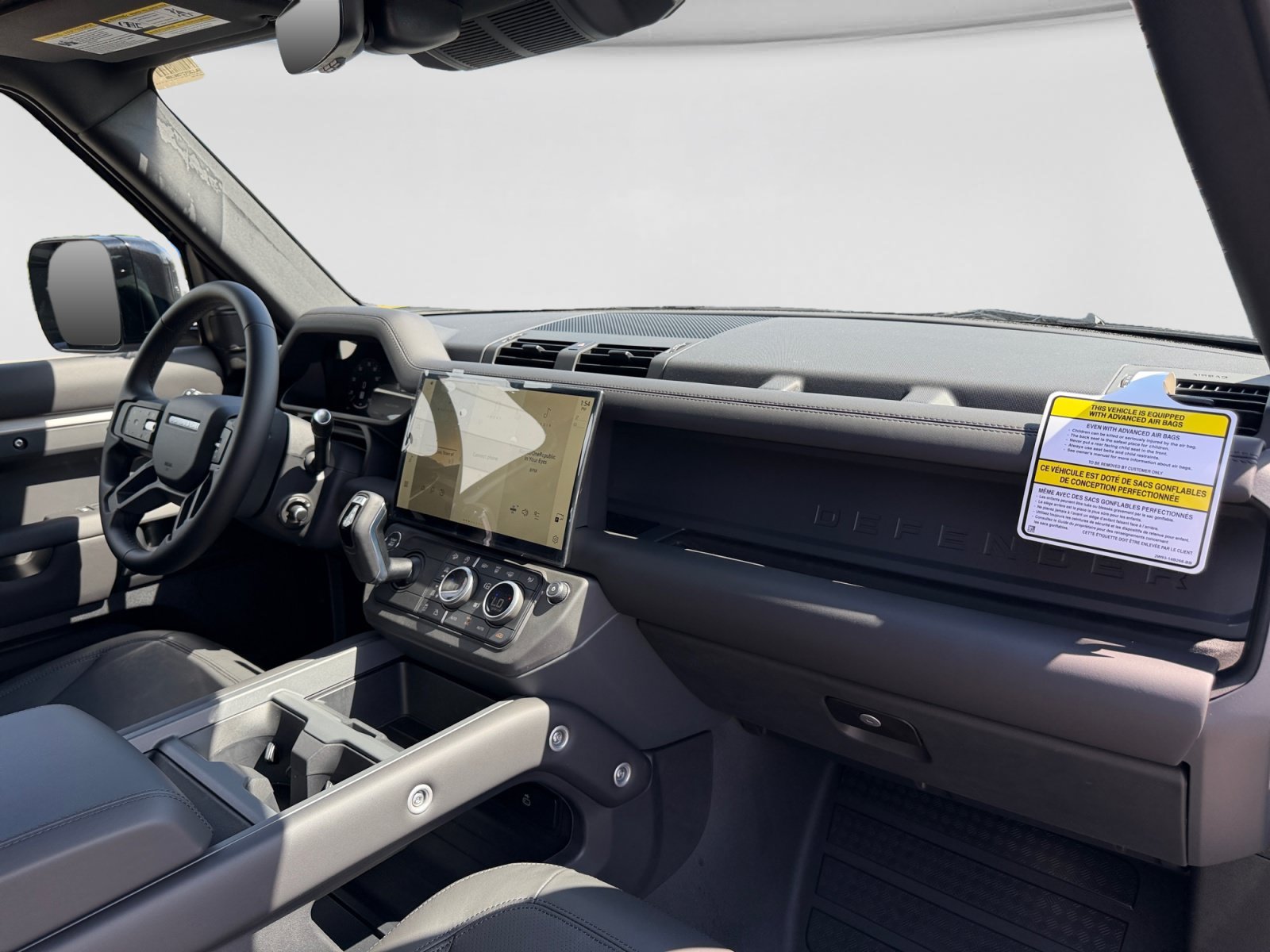 New 2026 Land Rover Defender 110 X-Dynamic SE AWD/4WD image 23
