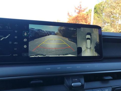 New 2026 Kia EV9 Wind image 23