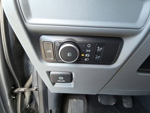 Used 2022 Ford F150 XLT image 21