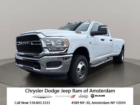 Used 2024 RAM 3500 Tradesman w/ Chrome Appearance Group AWD/4WD image 1