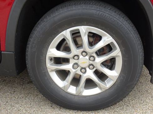 Used 2020 Chevrolet Traverse LT FWD image 30