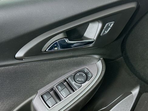 Used 2023 Chevrolet Malibu LT w/ Driver Confidence Package image 15