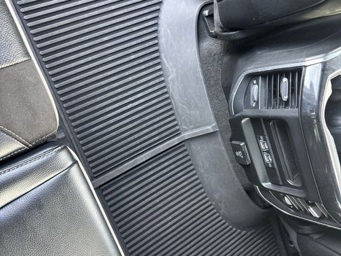Used 2022 RAM 1500 Laramie AWD/4WD image 38