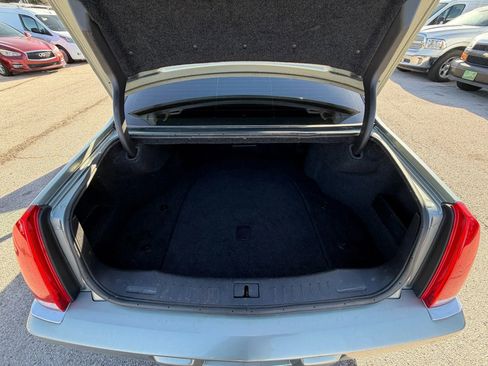 Used 2007 Cadillac DTS Luxury I w/ Trunk Convenience Package image 17