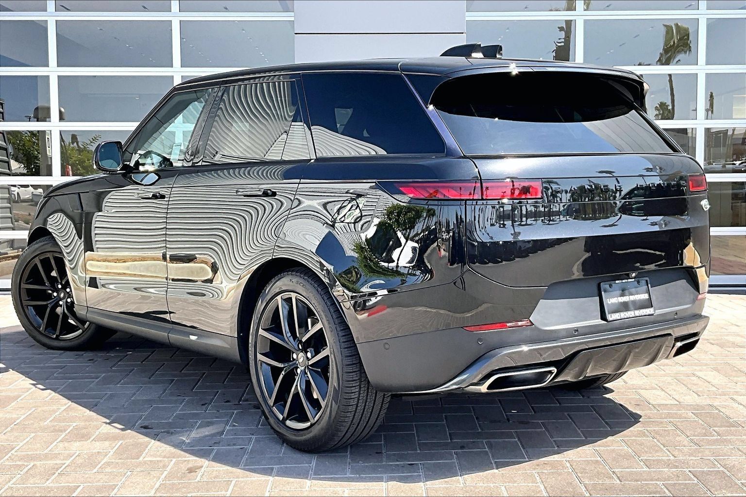 Certified 2023 Land Rover Range Rover Sport SE AWD/4WD image 10