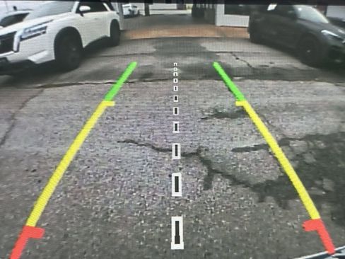 Used 2022 Dodge Durango GT image 34