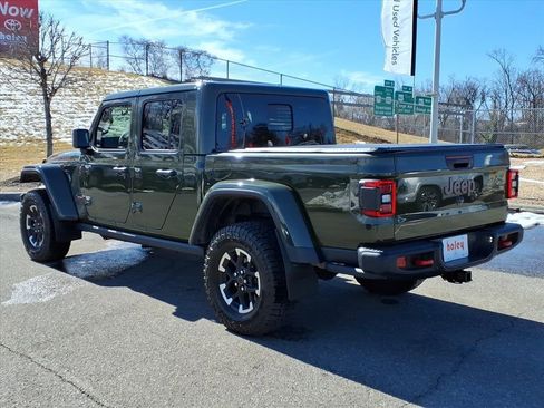 Used 2024 Jeep Gladiator Rubicon image 6