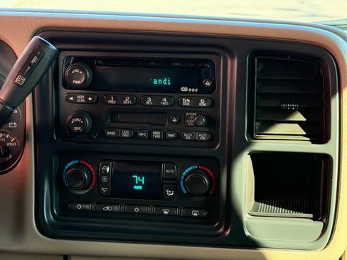 Used 2003 GMC Sierra 2500 SLT w/ SLT Preferred Equipment Group image 18