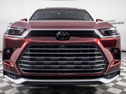 Used 2025 Toyota Grand Highlander AWD Hybrid image 5