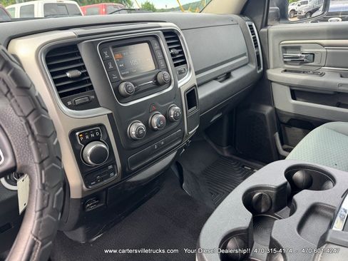Used 2018 RAM 1500 Classic SLT AWD/4WD image 14