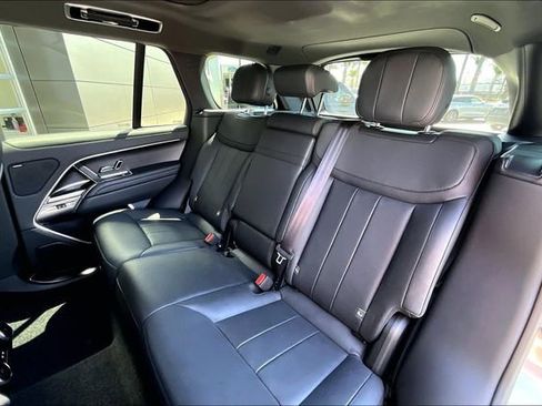 Used 2023 Land Rover Range Rover SE AWD/4WD image 26