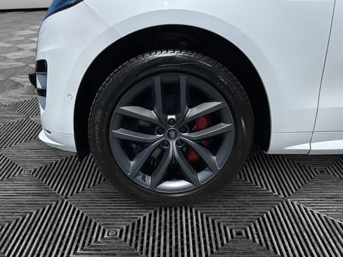 Used 2024 Land Rover Range Rover Sport Dynamic SE AWD/4WD image 13
