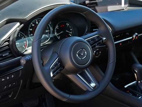 New 2026 MAZDA MAZDA3 Hatchback w/Premium Plus Pkg image 15