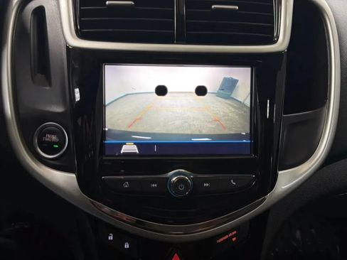 Used 2018 Chevrolet Sonic LT w/ Convenience Package FWD image 14