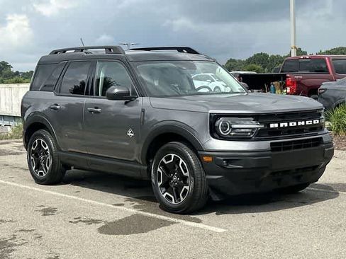 Used 2022 Ford Bronco Sport Outer Banks w/ Tech Package AWD/4WD image 28