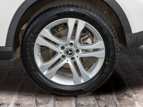 Used 2020 Mercedes-Benz GLA 250 w/ Convenience Package image 38