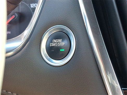 Certified 2023 Chevrolet Traverse LT w/ LPO, Floor Liner Package image 18