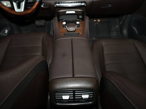 Used 2020 Mercedes-Benz GLE 450 4MATIC image 46