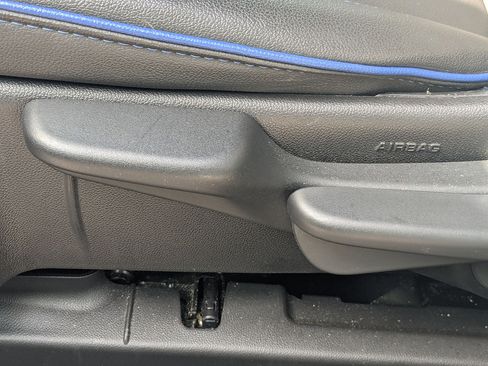 Used 2025 Buick Envista Sport Touring FWD image 15