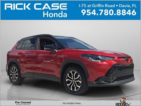 Used 2023 Toyota Corolla Cross AWD Hybrid w/ Moonroof Package image 1
