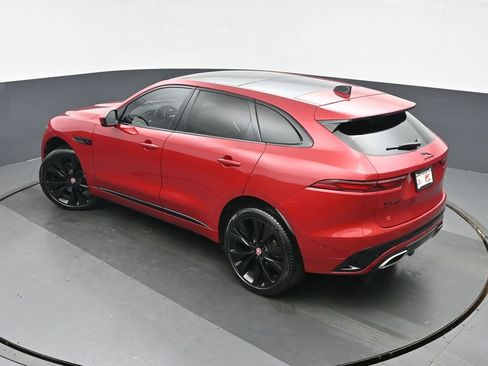 Used 2021 Jaguar F-PACE R-Dynamic S image 15