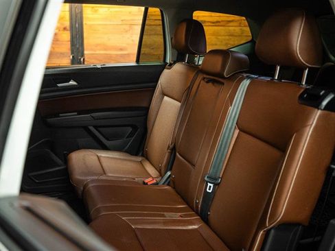 Used 2021 Volkswagen Atlas SEL image 11