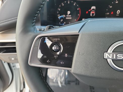 Used 2025 Nissan Murano SL AWD/4WD image 21