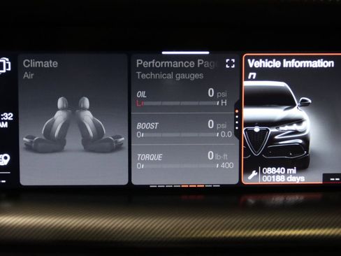 Used 2024 Alfa Romeo Stelvio Veloce image 51