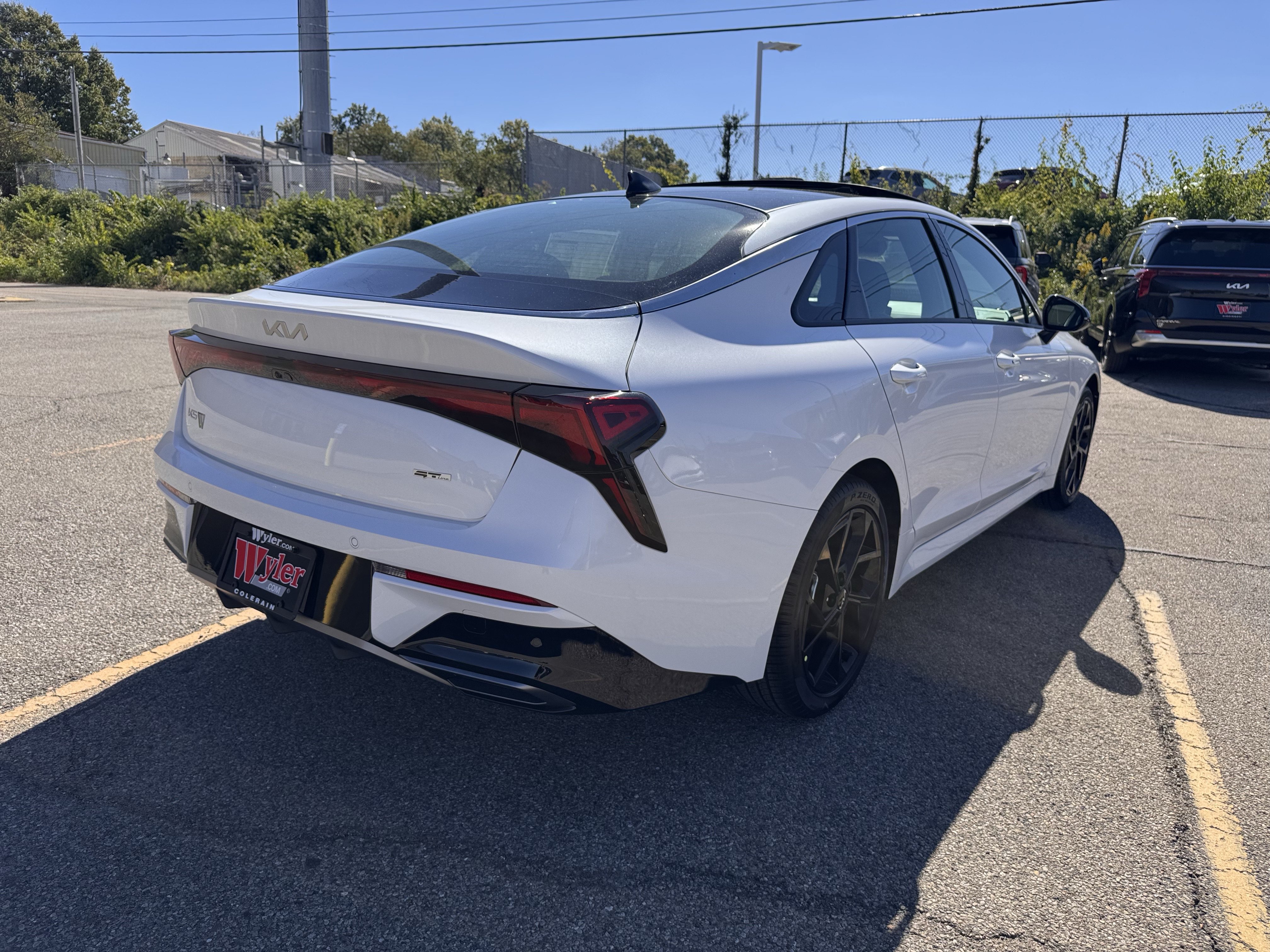 New 2027 Kia K5 GT-Line AWD/4WD image 7