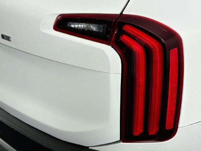 Used 2022 Kia Telluride EX w/ EX Premium Package FWD image 31
