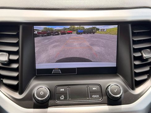 Used 2023 GMC Acadia SLE w/ Driver Convenience Package AWD/4WD image 31
