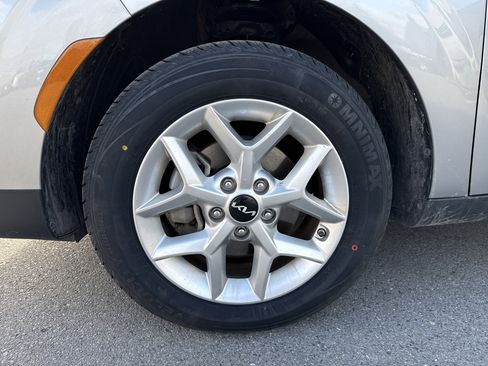 Used 2024 Kia Soul LX w/ Option Group 015 image 11