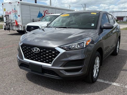 Used 2021 Hyundai Tucson SE image 7