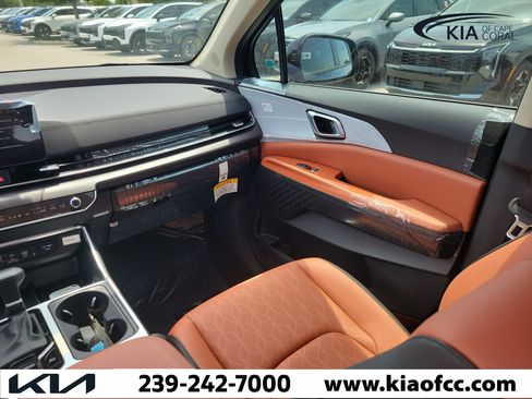 New 2026 Kia Carnival EX FWD image 17
