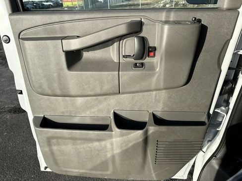 New 2025 Chevrolet Express 3500 Extended w/ Driver Convenience Package image 20