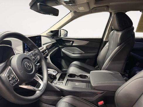 Used 2025 Acura MDX FWD w/ Technology Package image 10