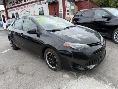 Used 2017 Toyota Corolla L FWD image 3