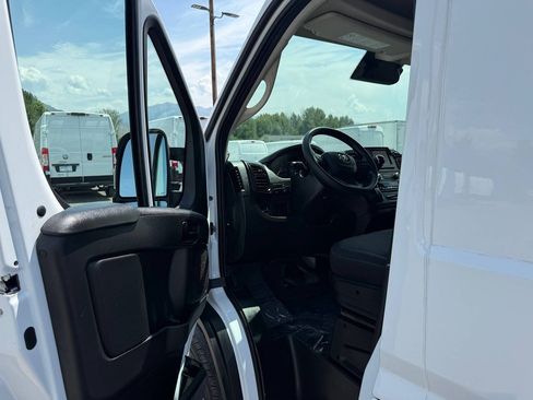 Used 2023 RAM ProMaster 3500 w/ Convenience Group FWD image 13