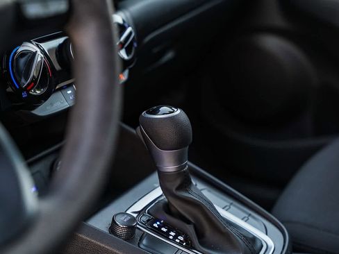 Certified 2023 Hyundai Kona SEL image 22