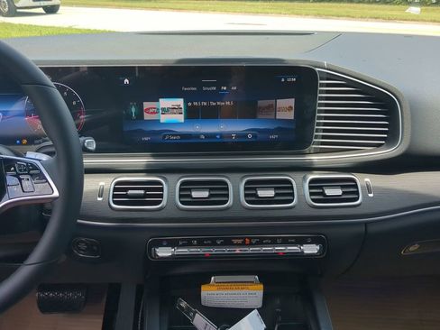 Used 2026 Mercedes-Benz GLE 350 4MATIC image 5