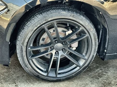 Used 2020 Dodge Charger SXT image 10