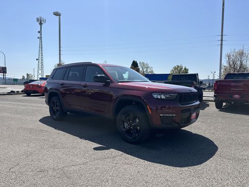 New 2025 Jeep Grand Cherokee L Limited w/ Luxury Tech Group II image 7