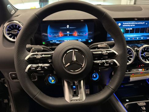 New 2026 Mercedes-Benz GLA 35 AMG 4MATIC image 15