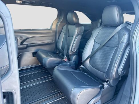 New 2025 Toyota Sienna XLE Woodland Edition AWD/4WD image 22