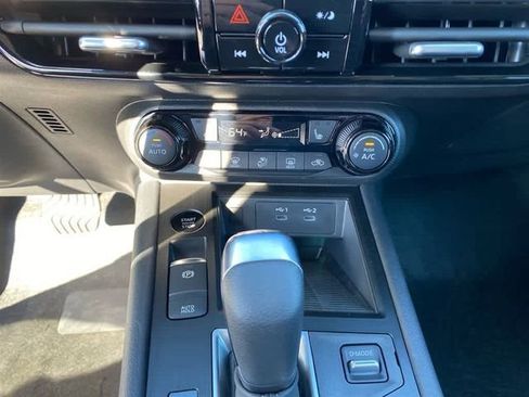 New 2026 Nissan Kicks SV w/ SV Premium Package AWD/4WD image 18