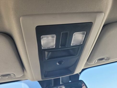 Used 2022 RAM 1500 Classic SLT w/ Electronics Group AWD/4WD image 22