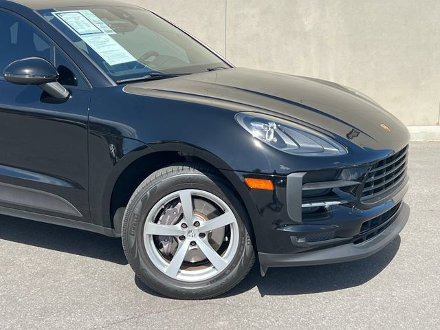Used 2021 Porsche Macan AWD/4WD image 2