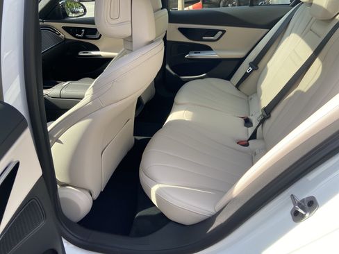 New 2026 Mercedes-Benz E 350 4MATIC Sedan image 36