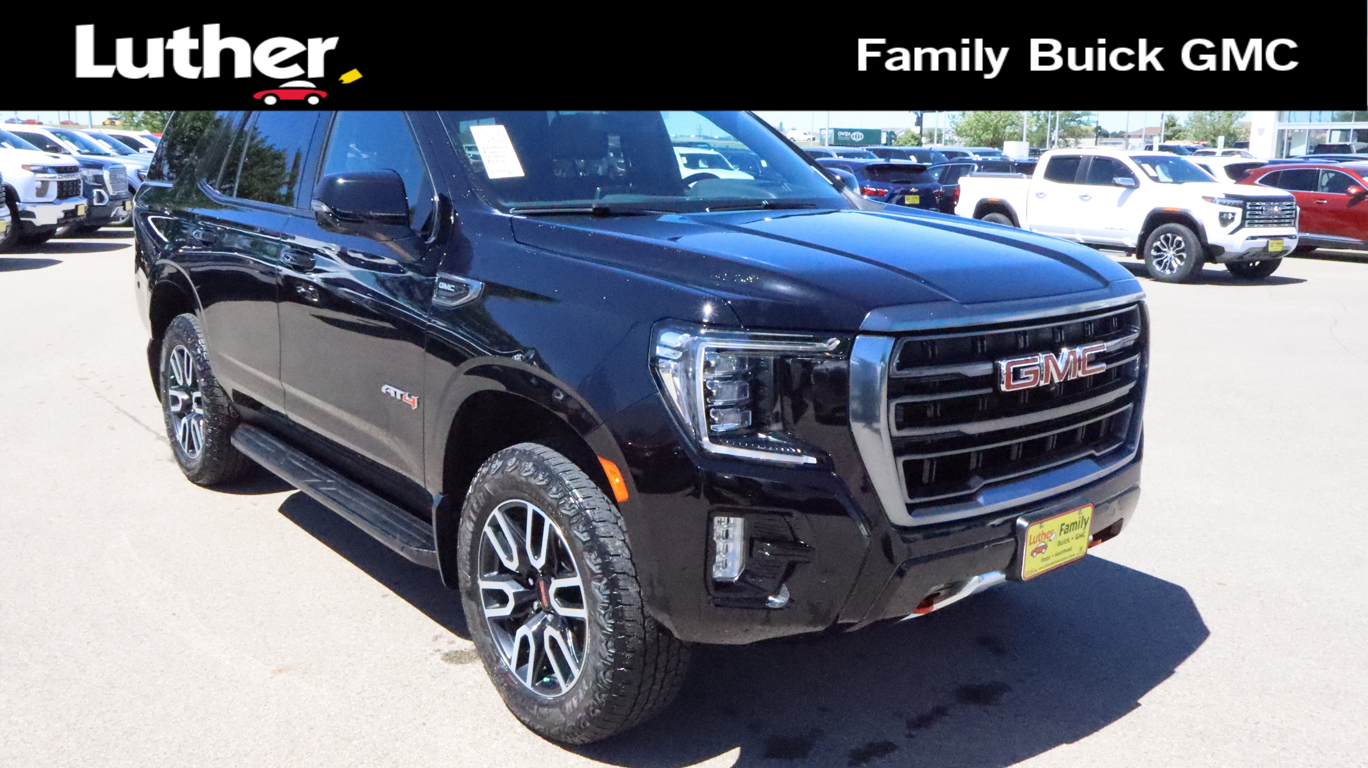 Used 2024 GMC Yukon AT4 AWD/4WD image 1