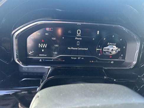 Used 2025 GMC Sierra 1500 SLT w/ SLT Premium Package image 10